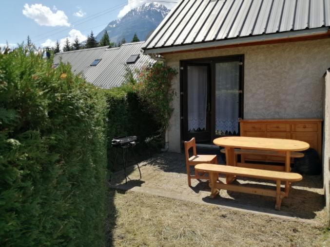 L'eau Dolle, maison 8 personnes avec jardin au bord de la rivière et à proximité de la remontée mécanique Allemont Exterior foto